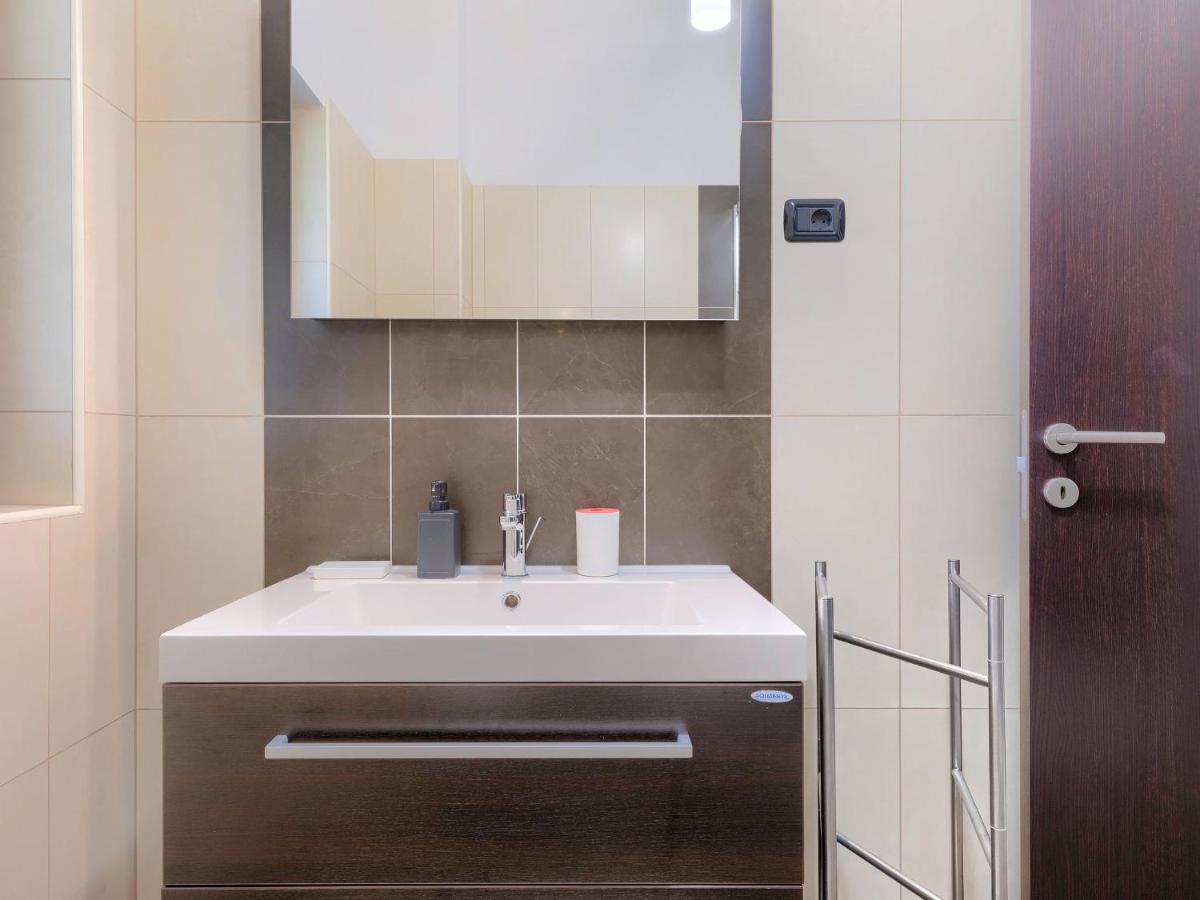 Holiday Home Andrea - Pul463 By Interhome Sisan Ngoại thất bức ảnh
